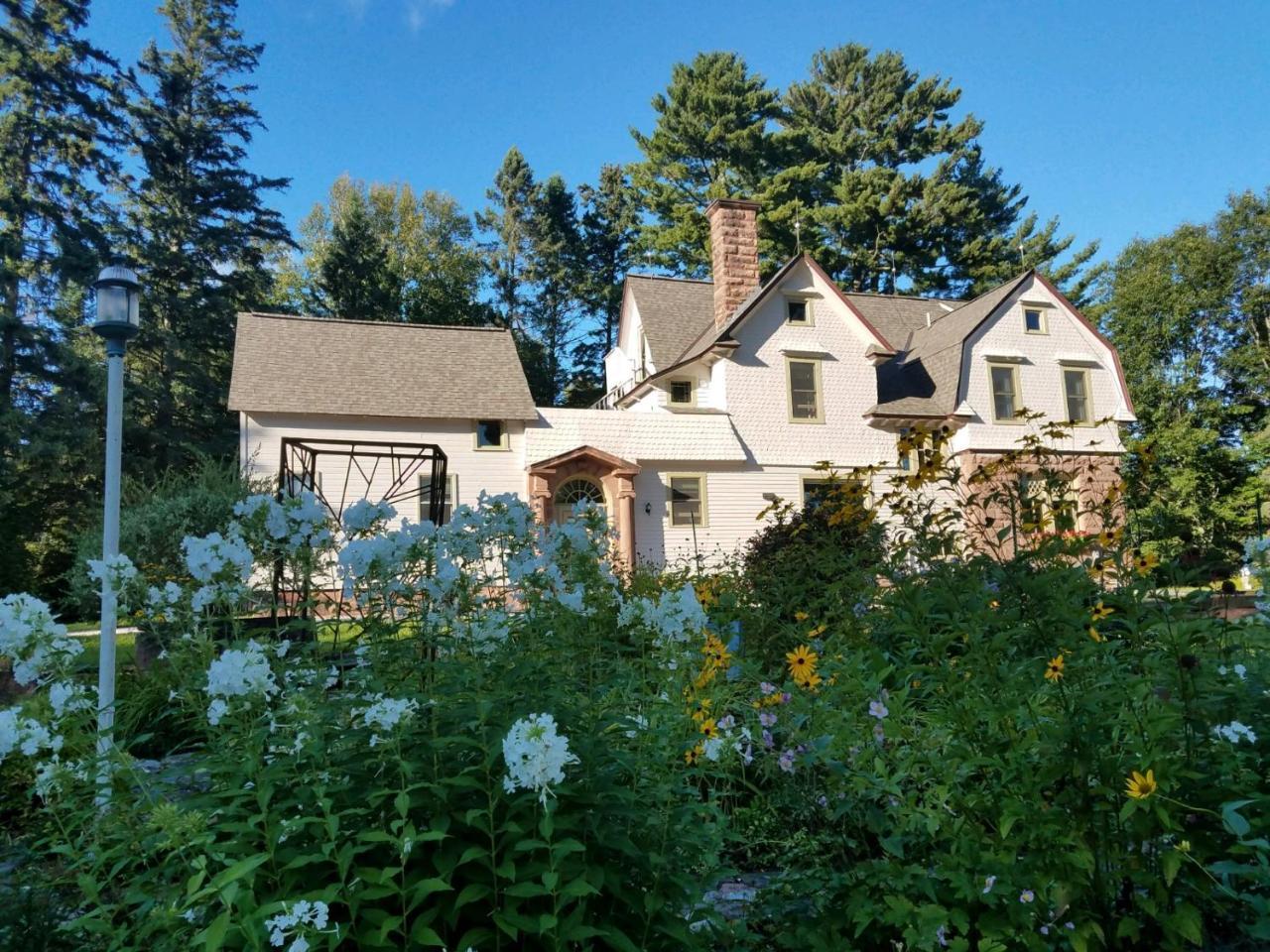 Pinehurst Inn Bed & Breakfast 贝菲尔德 外观 照片